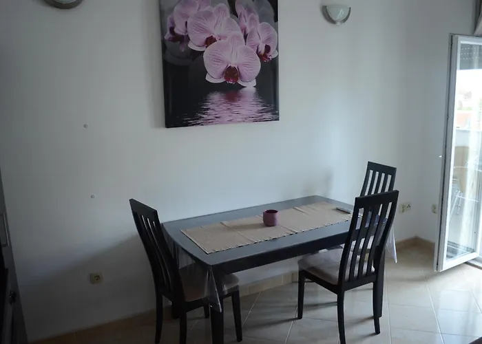 Apartments Nika